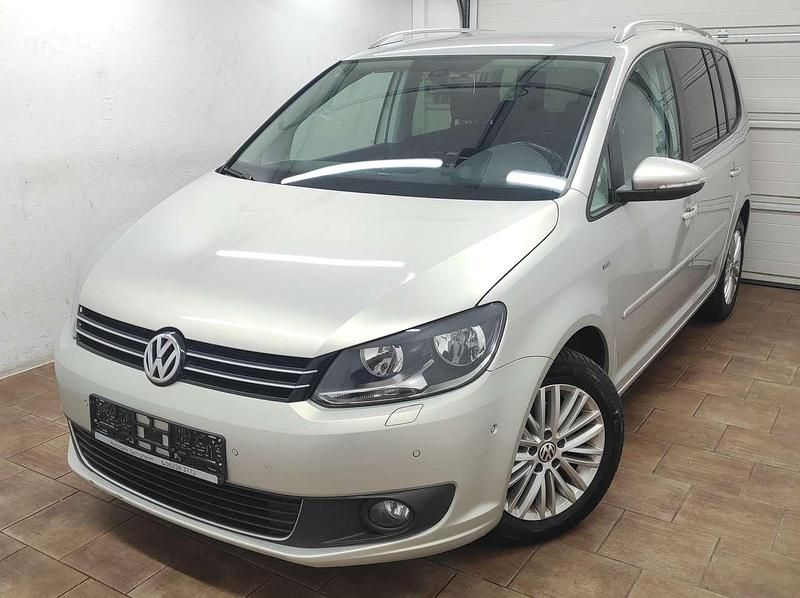 Gebraucht VW Touran 105 PS (77 kW) 2014 Silver leaf metallic Van / Kleinbus