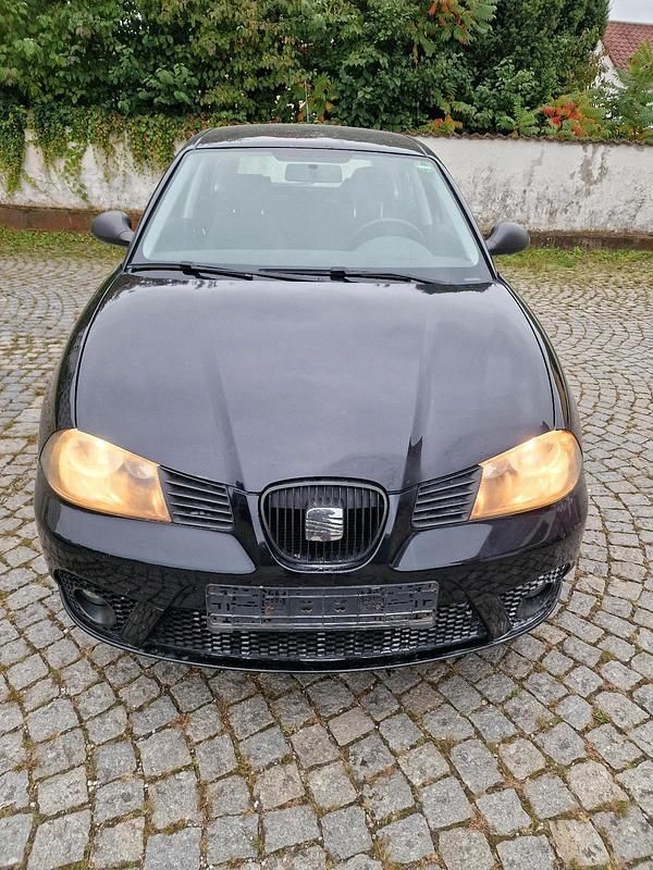 Schwarz Gebraucht 2009 Seat Ibiza Limousine | 1.790 € (Guter Preis) - Bild 1/4