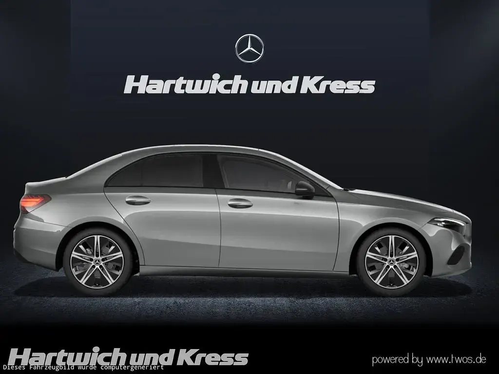 Gebraucht Mercedes A180 Progressive 136 PS (100 kW) 2026 Mountaingrau  met. Limousine