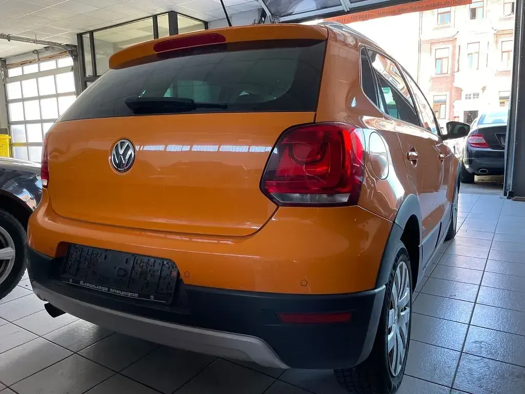 Gebraucht VW Polo Cross 90 PS (66 kW) 2010 Orange Kleinwagen