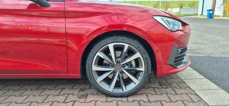 Usata Cupra Leon 204 CV (150 kW) 2023 Rosso Station wagon