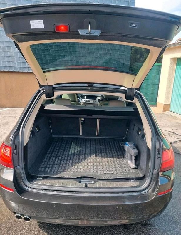 Gebraucht BMW 530 Luxury Line 258 PS (189 kW) 2014 Braun Kombi