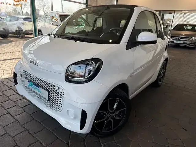 Gebraucht Smart ForTwo Electric Drive Exclusive 60 kW (82 PS) 2023 Weiß