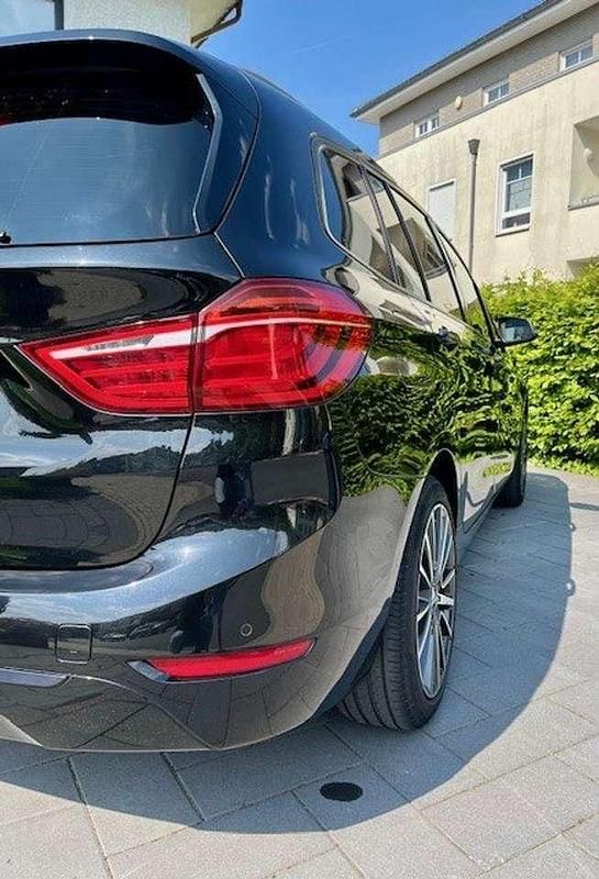 Gebraucht BMW 218 140 PS (102 kW) 2019 Schwarz Kombi