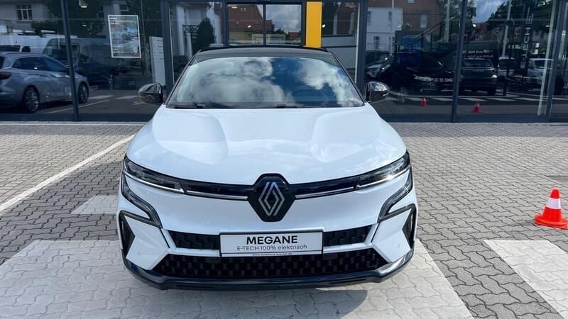Gebraucht Renault Megane E-Tech Komfort 161 kW (220 PS) 2024 Weiß Limousine
