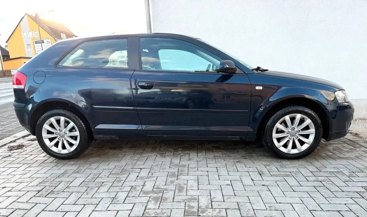 Brugt Audi A3 102 HK (75 kW) 2003 Blå Hatchback