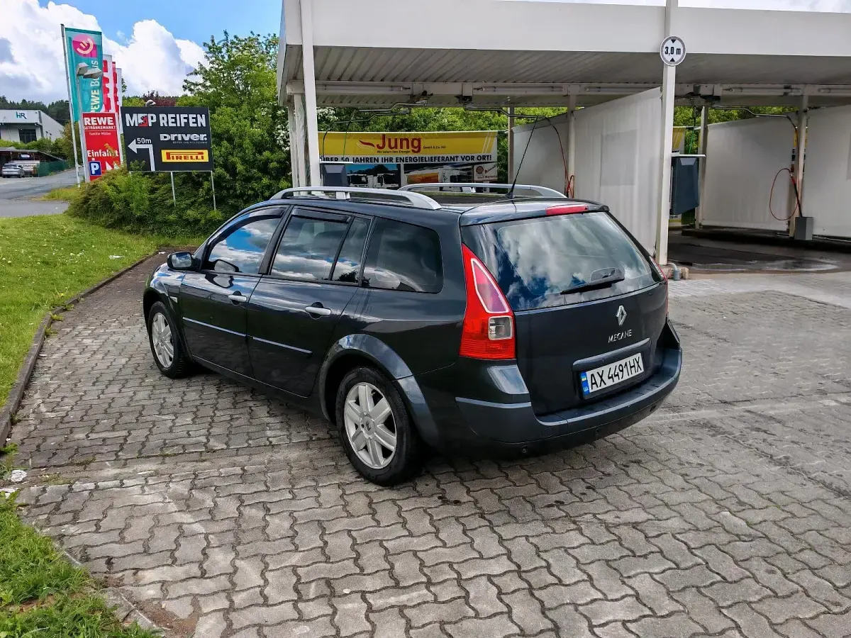 Gebraucht Renault Mégane GrandTour 135 PS (99 kW) 2008 Grau Kombi