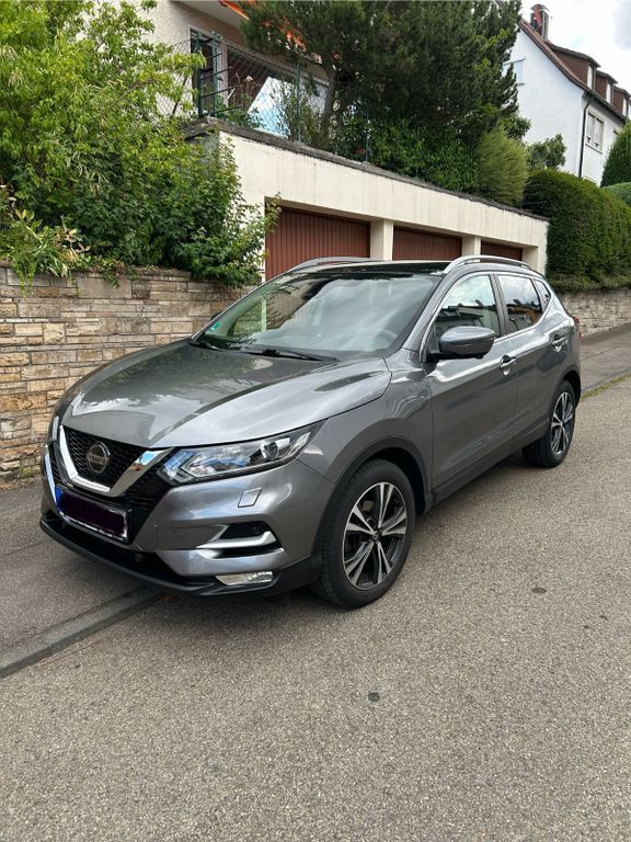 Grau Gebraucht 2019 Nissan Qashqai SUV | 18.400 € (Etwas zu teuer) - Bild 1/4