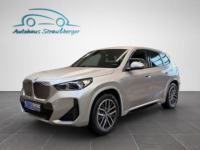 Gebraucht BMW iX1 M Sport 230 kW (313 PS) 2025 Silberkeine angabe SUV