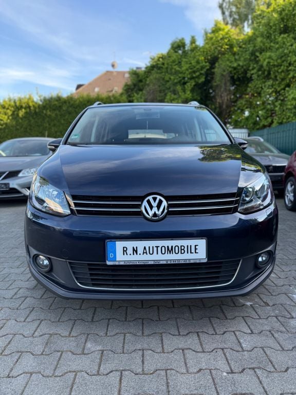 Blau Gebraucht 2013 VW Touran Cross Van / Kleinbus | 7.900 € (Guter Preis) - Bild 1/4