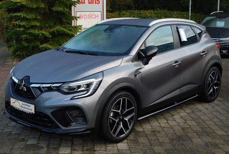 Gebraucht Mitsubishi ASX Plus 140 PS (102 kW) 2024 Grau SUV