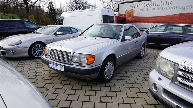 Second-hand Mercedes E320 220 CP (161 kW) 1993 Argintiu Coupe