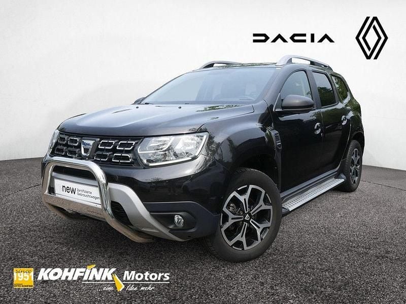 Schwarz (metallic) Gebraucht 2020 Dacia Duster Adventure SUV | 18.980 € (Etwas zu teuer) - Bild 1/4