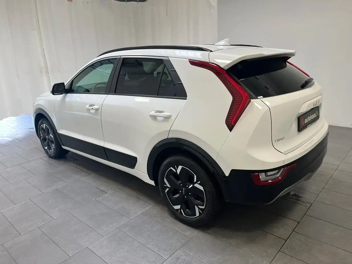 Gebraucht Kia e-Niro Vision 150 kW (204 PS) 2024 Weiß SUV