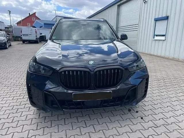 Gebraucht BMW X5 Performance 313 PS (230 kW) 2024 Schwarz SUV