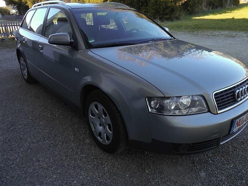 Gebraucht Audi A4 130 PS (95 kW) 2003 Grau Kombi