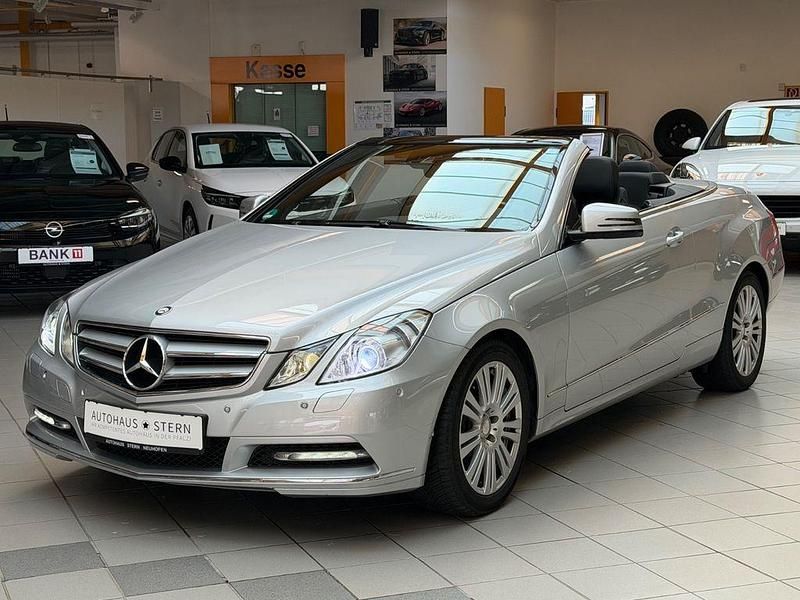 Second-hand Mercedes E250 204 CP (150 kW) 2011 Argintiu Cabrio