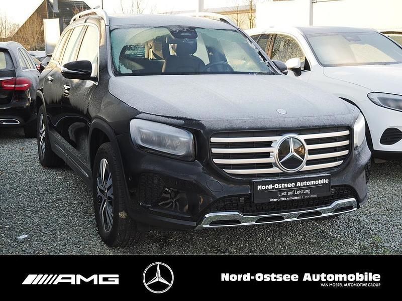 Gebraucht Mercedes GLB200 Progressive 150 PS (110 kW) 2025 Metalliclack kosmosschwarz SUV