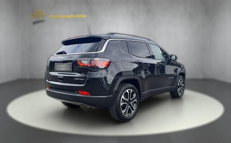 Gebraucht Jeep Compass 80th Anniversary 150 PS (110 kW) 2022 Schwarz metallic SUV