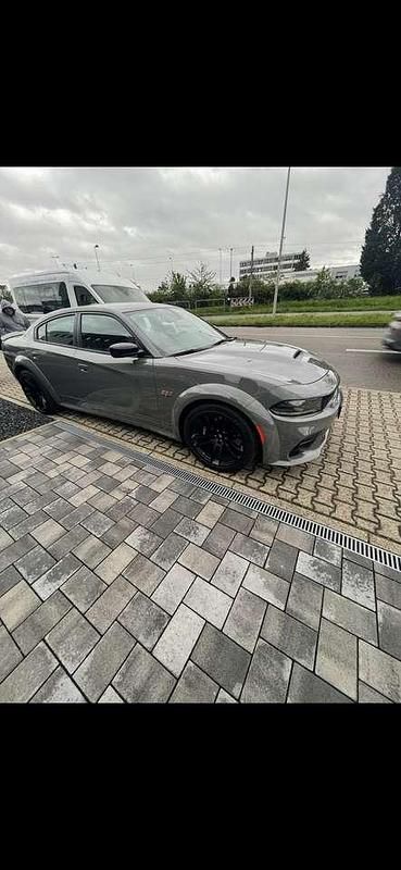 Grau Gebraucht 2024 Dodge Charger Limousine | 69.000 € (Teuer) - Bild 1/1