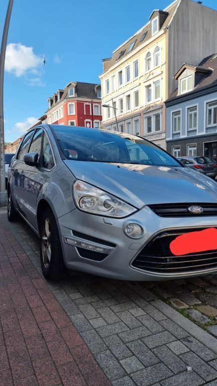 Silber Gebraucht 2013 Ford S-MAX S Van / Kleinbus | 5.700 € (Fairer Preis) - Bild 1/4
