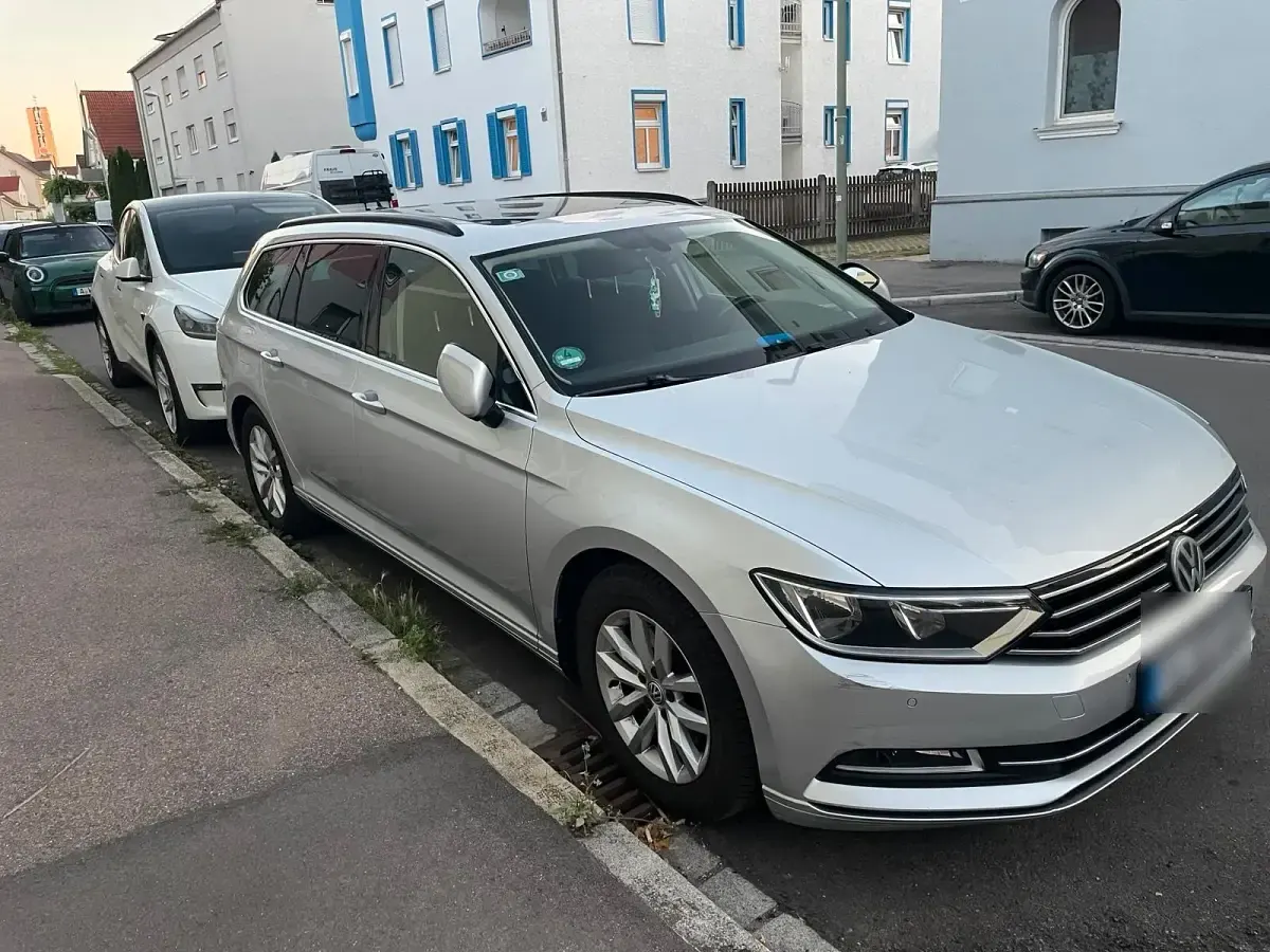 Gebraucht VW Passat 150 PS (110 kW) 2015 Silber Kombi
