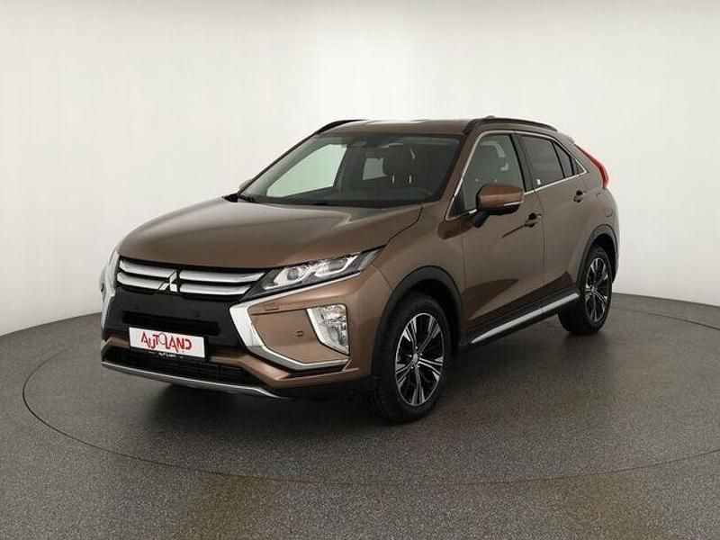 Braun Gebraucht 2018 Mitsubishi Eclipse Cross Top SUV | 20.990 € (Etwas zu teuer) - Bild 1/4