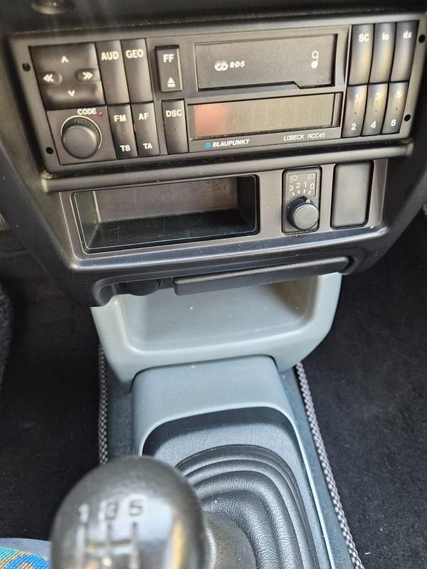 Gebraucht Nissan Micra 54 PS (39 kW) 1999 Schwarz Kleinwagen