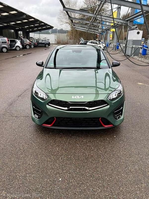 Gebraucht Kia ProCeed GT GT 204 PS (150 kW) 2023 Kleinwagen
