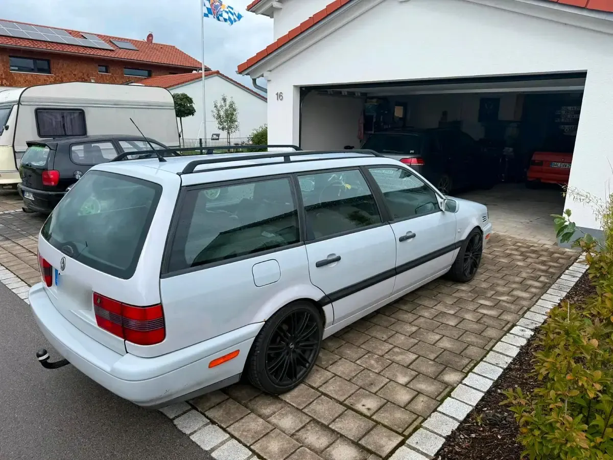 Gebraucht VW Passat 174 PS (127 kW) 1995 Grau Kombi