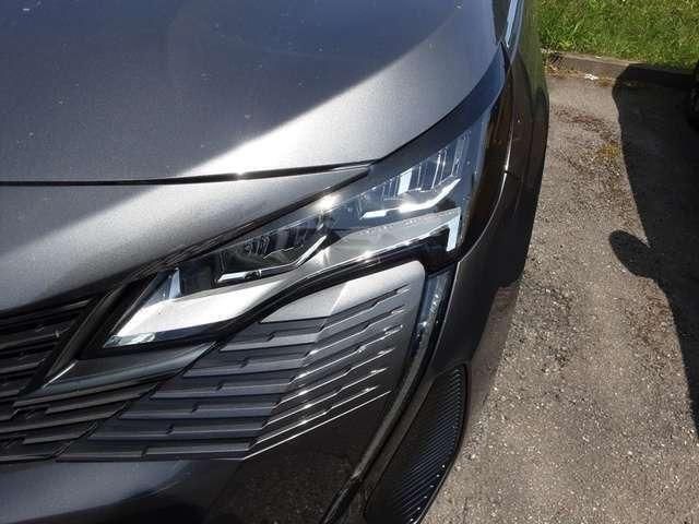 Grau metallic Gebraucht 2021 Peugeot 3008 Allure | 24.690 € (Fairer Preis) - Bild 1/4