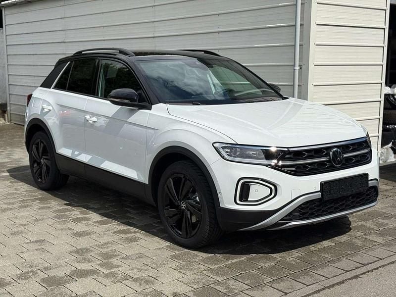 Pure white Neu 2025 VW T-Roc SUV | 34.190 € (Superpreis) - Bild 1/4