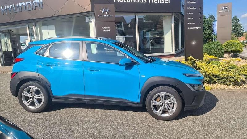 Gebraucht Hyundai Kona Trend 120 PS (88 kW) 2022 Dive in jeju / sol SUV