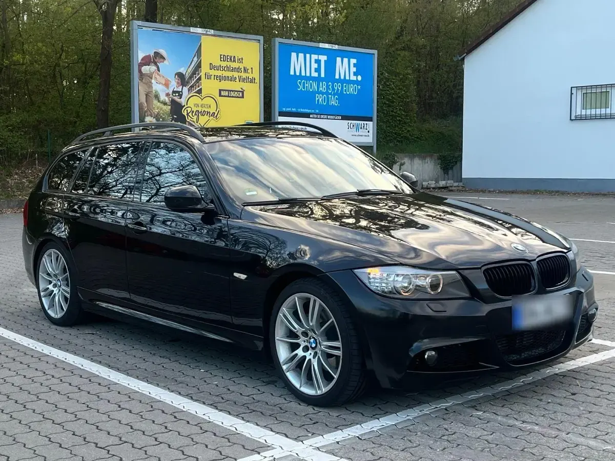 Gebraucht BMW 320 M Sport 177 PS (130 kW) 2010 Schwarz Kombi