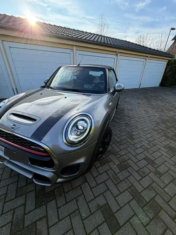 Gebraucht Mini John Cooper Works 231 PS (169 kW) 2018 Silber Kleinwagen