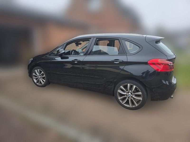 Gebraucht BMW 218 Active Tourer 136 PS (100 kW) 2016 Schwarz Van / Kleinbus