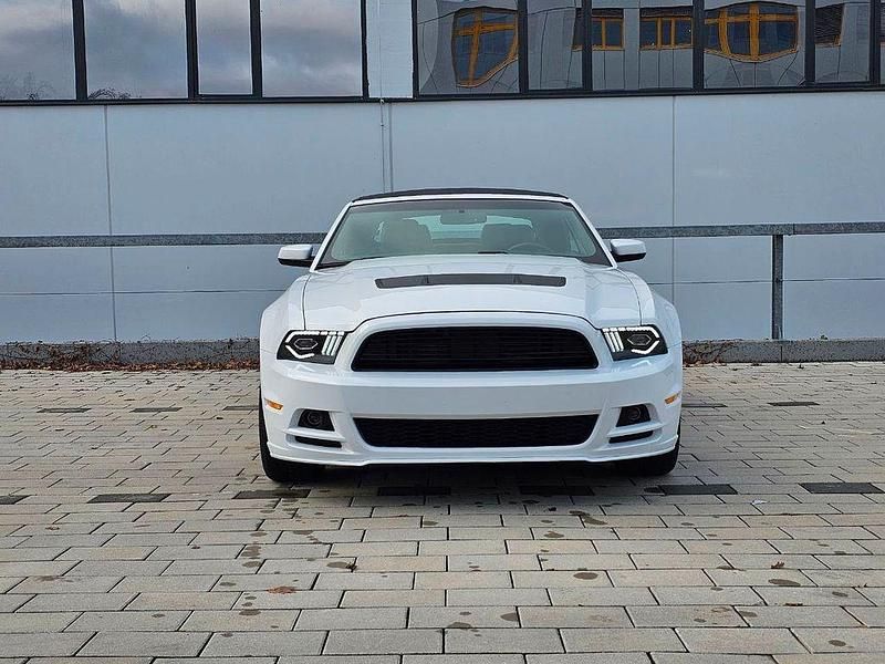 Gebraucht Ford Mustang 309 PS (227 kW) 2014 Weiß Cabrio