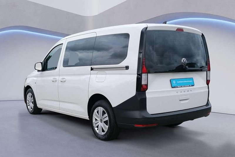 Gebraucht VW Caddy 102 PS (75 kW) 2024 Candyweiß Van / Kleinbus
