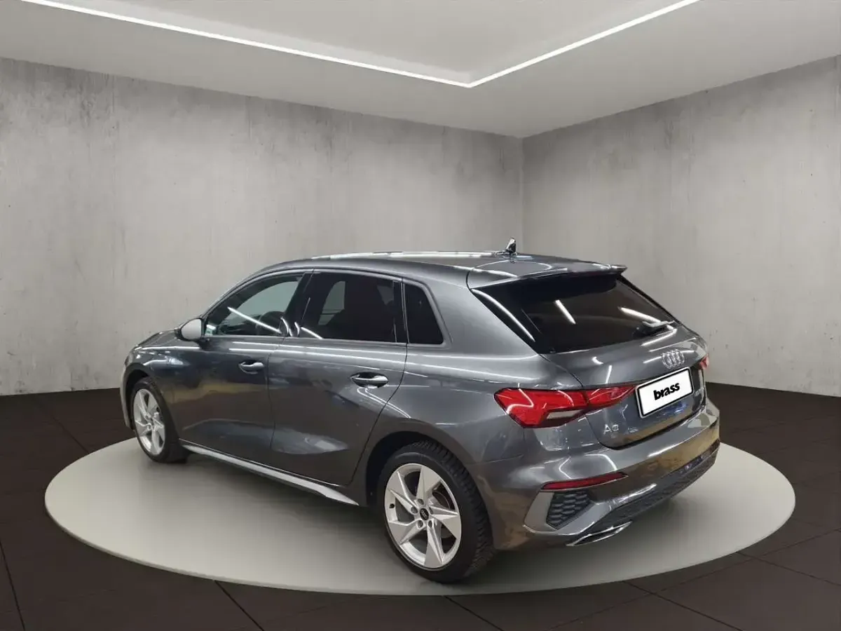 Gebraucht Audi A3 S-Line 204 PS (150 kW) 2022 Daytonagrau perleffekt Limousine