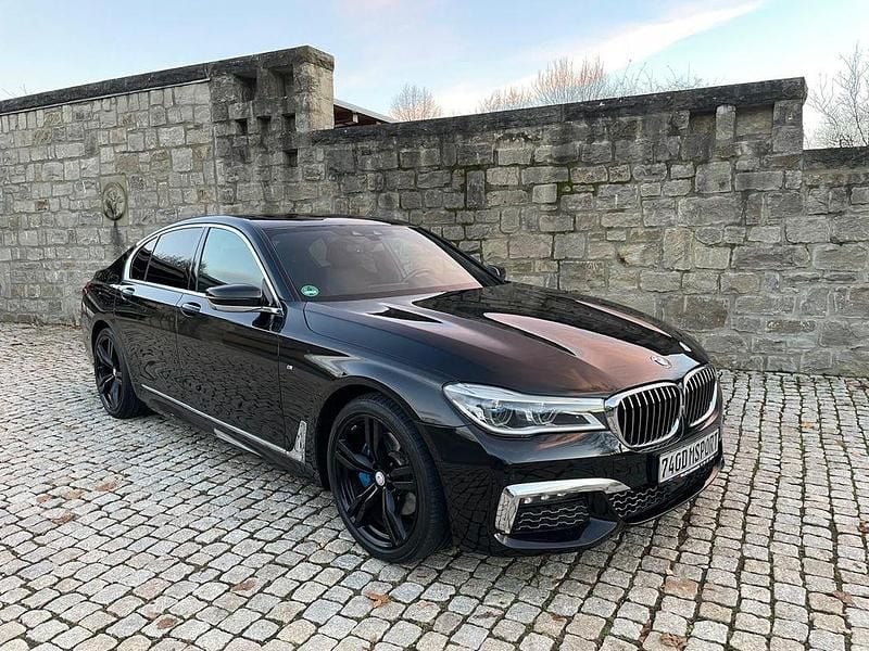Gebraucht BMW 740 M Sport 320 PS (235 kW) 2016 Schwarz Limousine