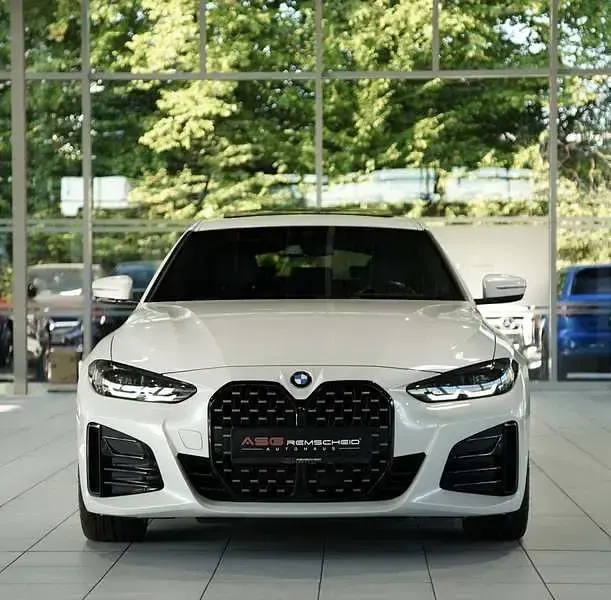 Gebraucht BMW 420 Coupé M Sport 184 PS (135 kW) 2024 Weiß Coupé