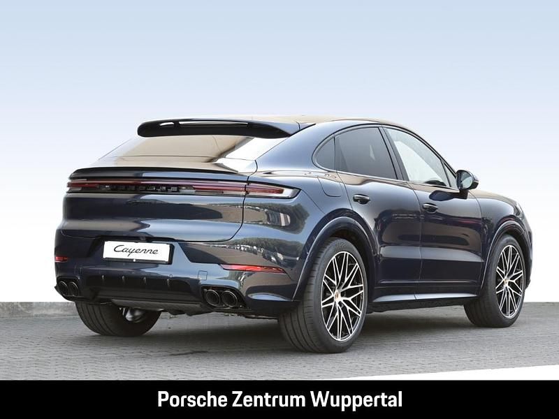 Gebraucht Porsche Cayenne 470 PS (345 kW) 2025 Blau SUV