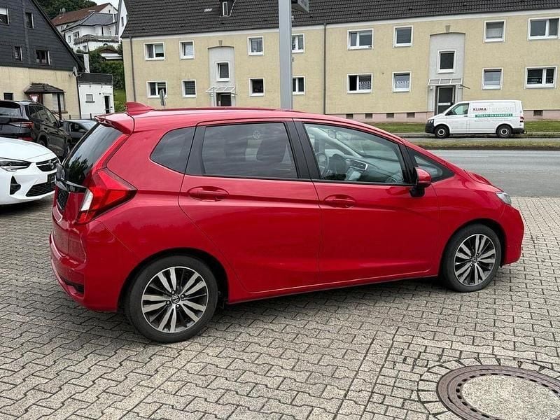 Gebraucht Honda Jazz Elegance 102 PS (75 kW) 2019 Milano red (metallic) Kleinwagen