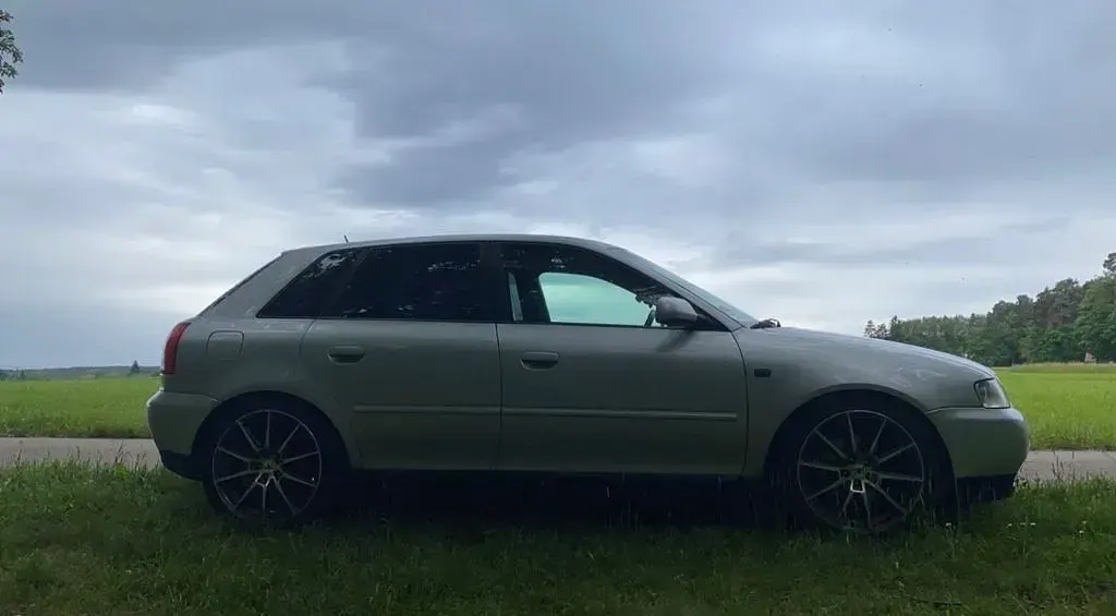 Gebraucht Audi A3 Ambiente 150 PS (110 kW) 2002 Silber Kleinwagen