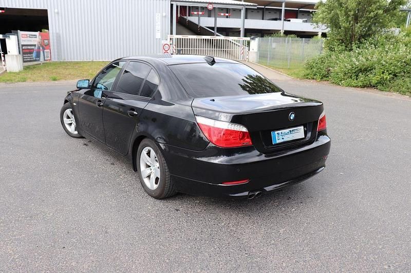 Gebraucht BMW 525 Performance 197 PS (144 kW) 2007 Schwarz Limousine