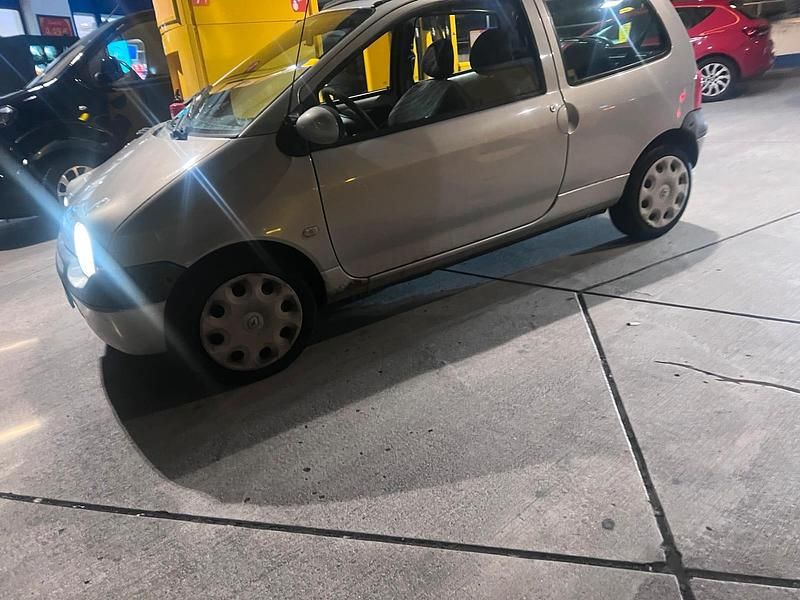 Gebraucht Renault Twingo 60 PS (44 kW) 2003 Silber Kleinwagen