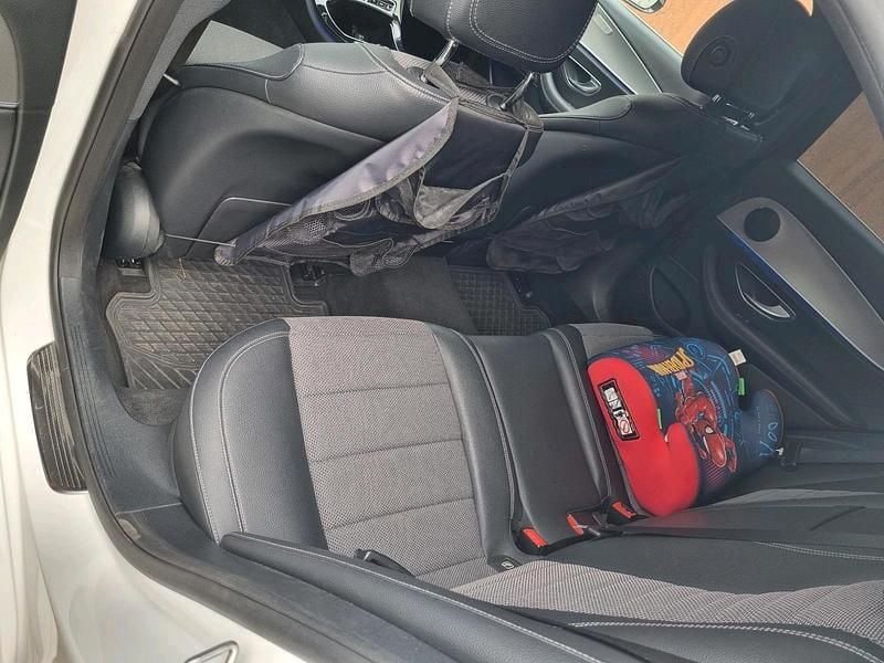 Gebraucht Mercedes E200 184 PS (135 kW) 2016 Weiß Limousine