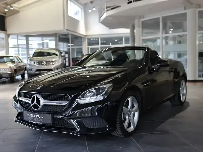 Gebraucht Mercedes SLC200 184 PS (135 kW) 2016 Schwarz Cabrio