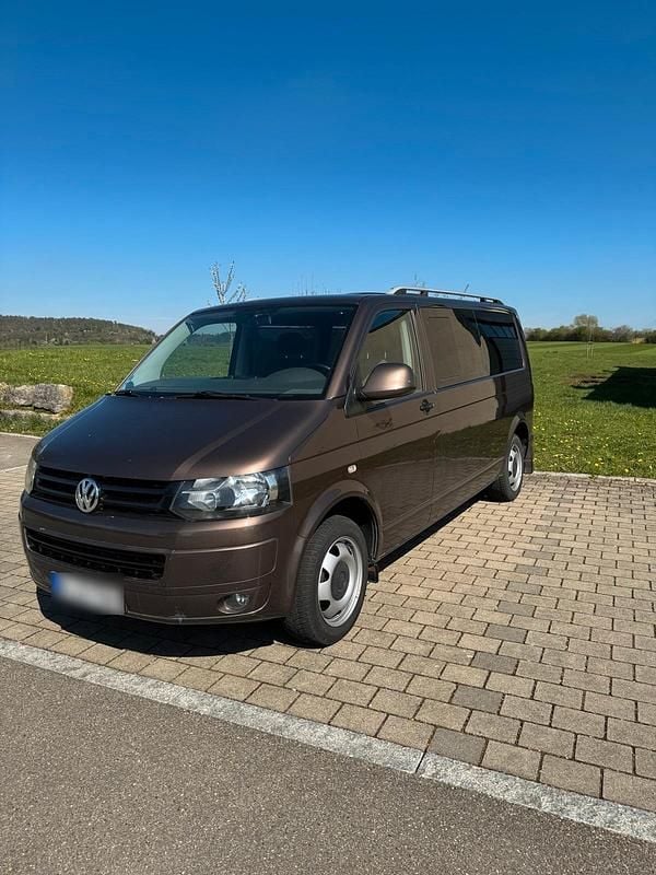 Gebraucht VW T5 140 PS (102 kW) 2011 Braun Van