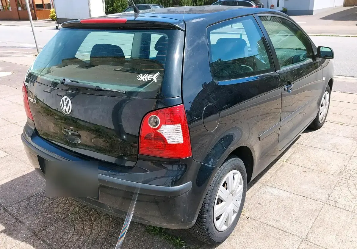 Gebraucht VW Polo 54 PS (39 kW) 2004 Schwarz Kleinwagen